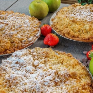 Classic Apple Crumble Tart